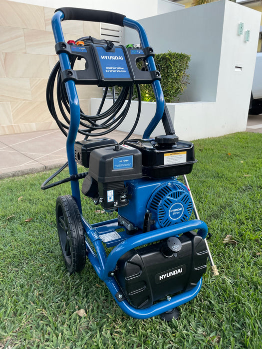 Hyundai 3500 PSI Petrol Pressure Washer – 212cc Engine, 3200W, 6m Hose, 24M Warranty (HY3200H)