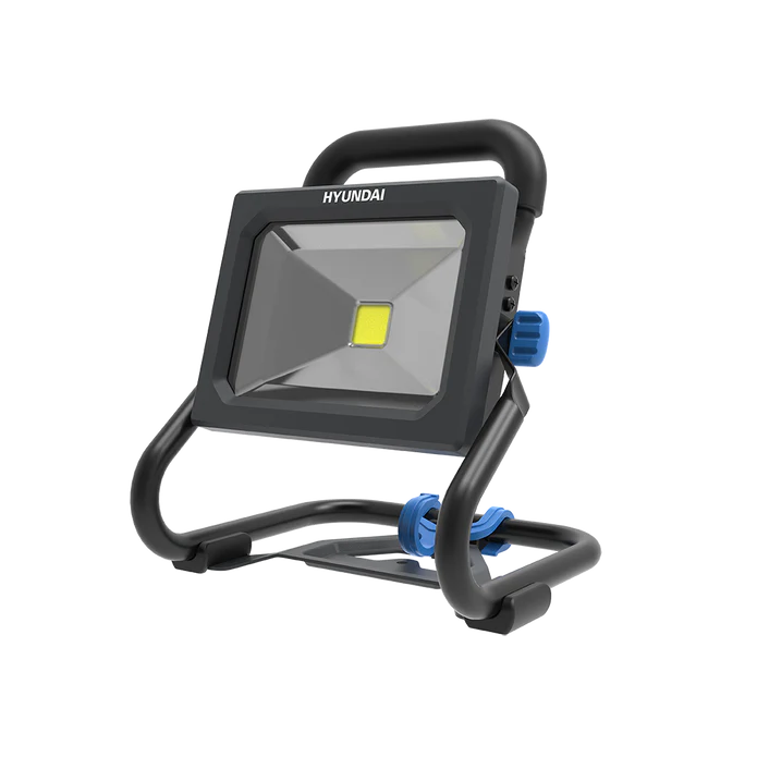 Hyundai 20V Portable LED Work Light Kit – 1600 Lumen Flood Light + 2.0Ah Battery & Fast Charger - DIY, Garage, 4WD & Camping Essential (WL20S-1600/B120-2/C20-2)
